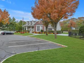 32 Scarborough Drive, Smithtown NY 11787