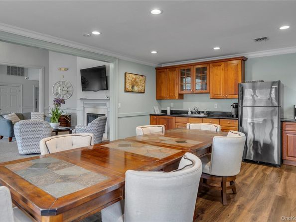 32 Scarborough Drive, Smithtown NY 11787