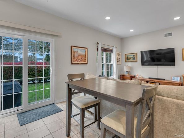 32 Scarborough Drive, Smithtown NY 11787