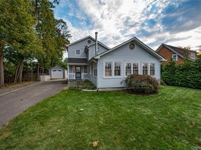 190 Academy Street, Bayport NY 11705