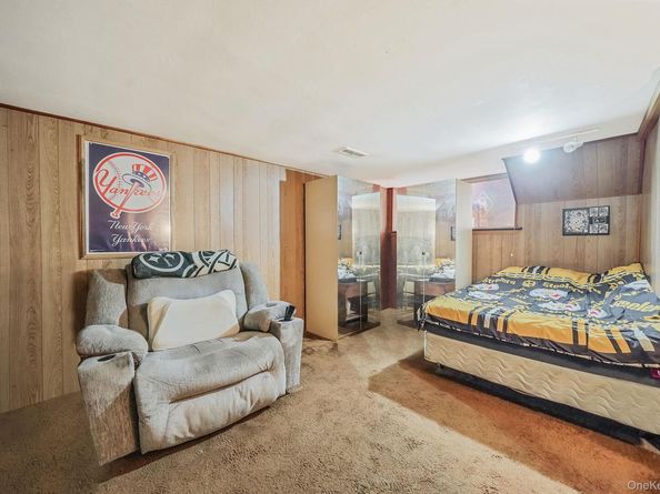 337 W 20th Street, Deer Park NY 11729