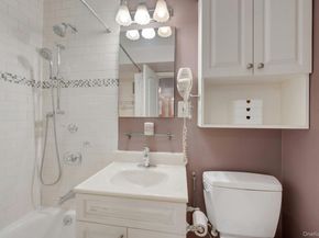 48 Elissa Lane, Yonkers NY 10710