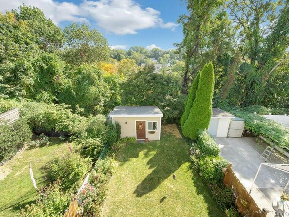 48 Elissa Lane, Yonkers NY 10710