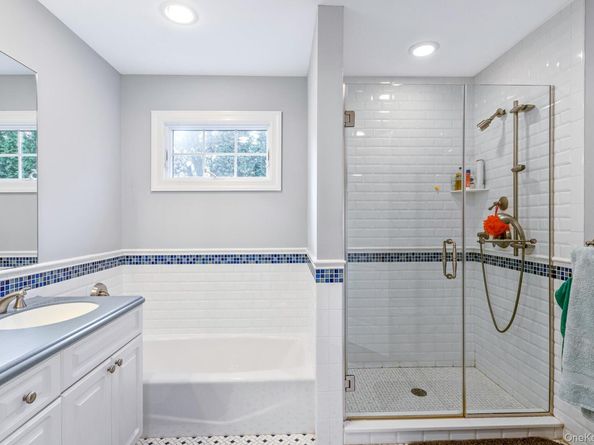 4 Martin Avenue, Shoreham NY 11786