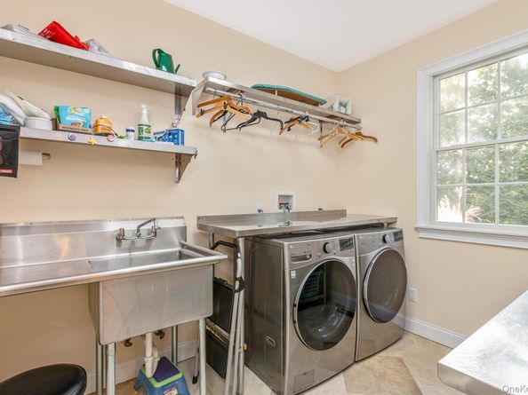 4 Martin Avenue, Shoreham NY 11786