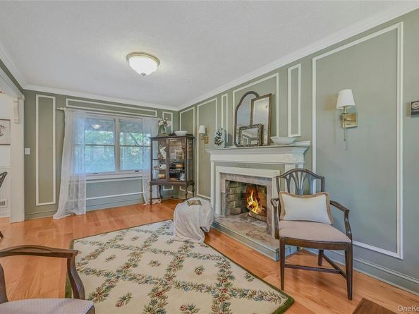14 Genesee Drive, Commack NY 11725