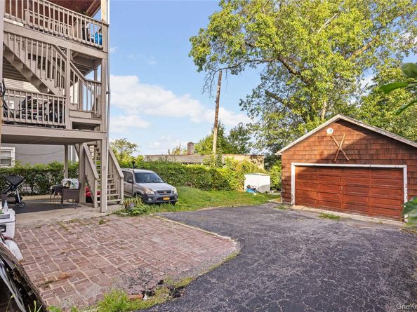 26 Portland Place, Yonkers NY 10703