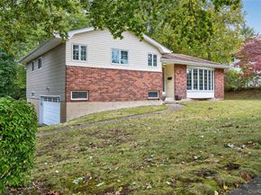 51 Oak Hill Drive, Oyster Bay NY 11771