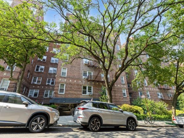 102-55 67th Drives 3, Forest Hills NY 11375