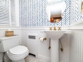 265 Raymond, Rockville Centre NY 11570
