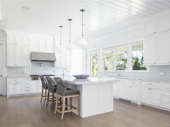 100 Griffing Avenue, Westhampton Beach NY 11978