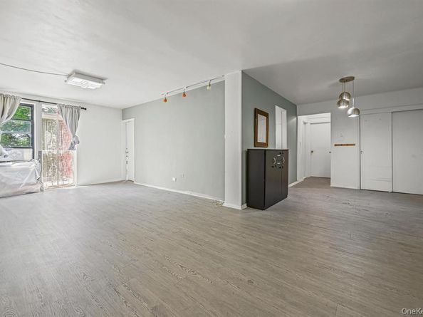 141-05 Northern Boulevard 7G, Flushing NY 11354