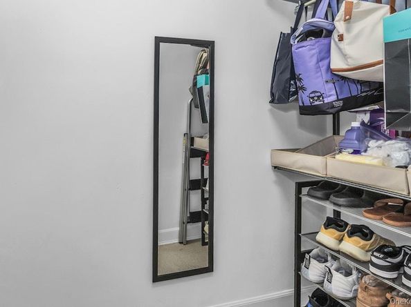 224-01 Kingsbury Avenue 2, Oakland Gardens NY 11364