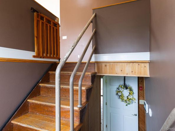 557 N Kings Avenue, Lindenhurst NY 11757