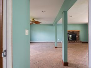 557 N Kings Avenue, Lindenhurst NY 11757