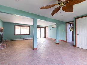 557 N Kings Avenue, Lindenhurst NY 11757