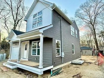 27 Pinewood Dr