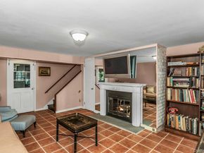 17 Church Street, Locust Valley NY 11560