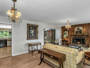 17 Church Street, Locust Valley NY 11560