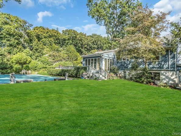 17 Church Street, Locust Valley NY 11560