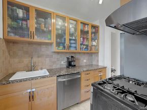 180 Garth Road 6E, Scarsdale NY 10583