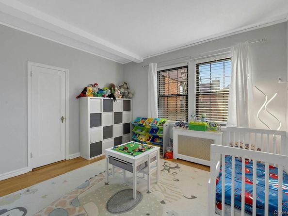 180 Garth Road 6E, Scarsdale NY 10583