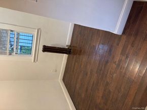 21511 111th Road, Queens Village NY 11429