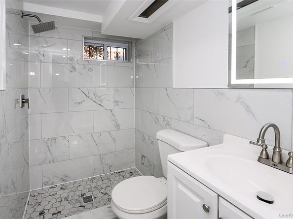 115 N Corona Avenue, Valley Stream NY 11580