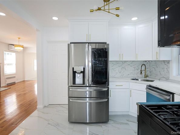 115 N Corona Avenue, Valley Stream NY 11580