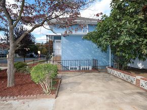 115 N Corona Avenue, Valley Stream NY 11580