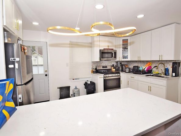 16414 81st Avenue, Jamaica Hills NY 11432