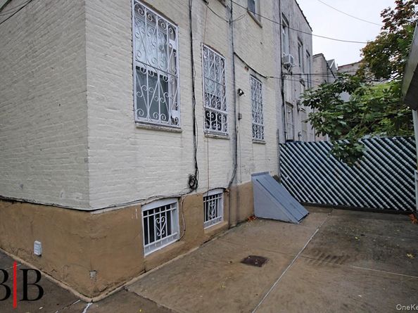 1483 E 2 Street, Brooklyn NY 11230