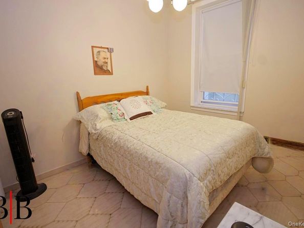 1483 E 2 Street, Brooklyn NY 11230