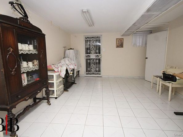 1483 E 2 Street, Brooklyn NY 11230