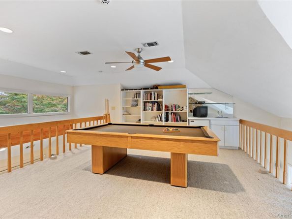 18 Golf Club Road, Saint James NY 11780