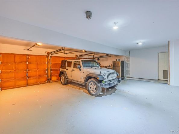 18 Golf Club Road, Saint James NY 11780