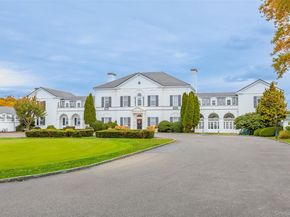 18 Golf Club Road, Saint James NY 11780