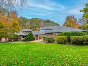 18 Golf Club Road, Saint James NY 11780
