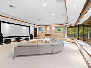 18 Golf Club Road, Saint James NY 11780