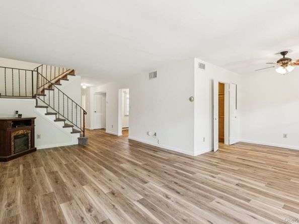 102 Gotham Way, Saint James NY 11780