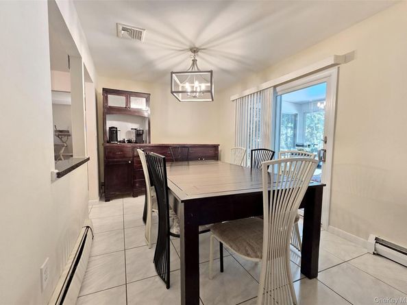 3 Ross Court, Manorville NY 11949