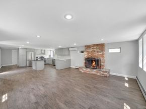 7 Ashleigh Court, Glen Cove NY 11542