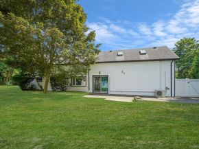 7 Ashleigh Court, Glen Cove NY 11542