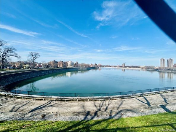2835 Webb Avenue 9D, Bronx NY 10468