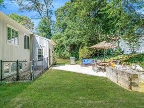 26 Long Ridge Road, Plainview NY 11803