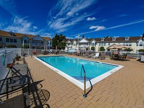 513 Narragansett Villas Drive 513, Lindenhurst NY 11757