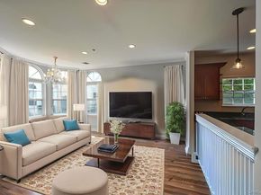 513 Narragansett Villas Drive 513, Lindenhurst NY 11757