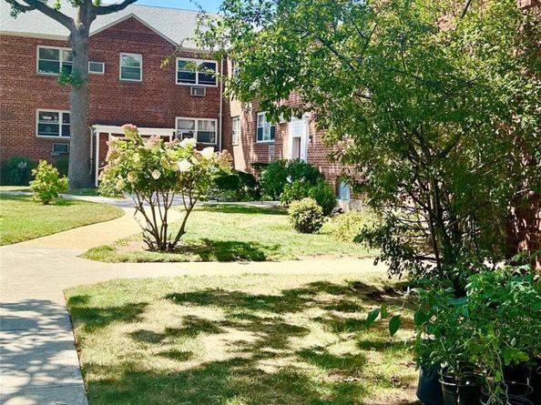 155-18 84th Street 1, Lindenwood NY 11414