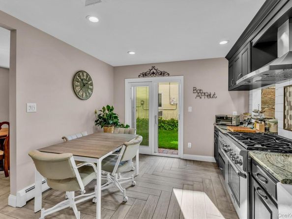 6 Saddler Court, South Huntington NY 11746