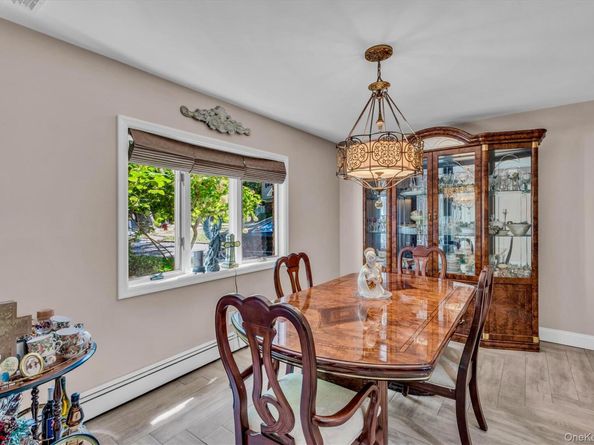 6 Saddler Court, South Huntington NY 11746